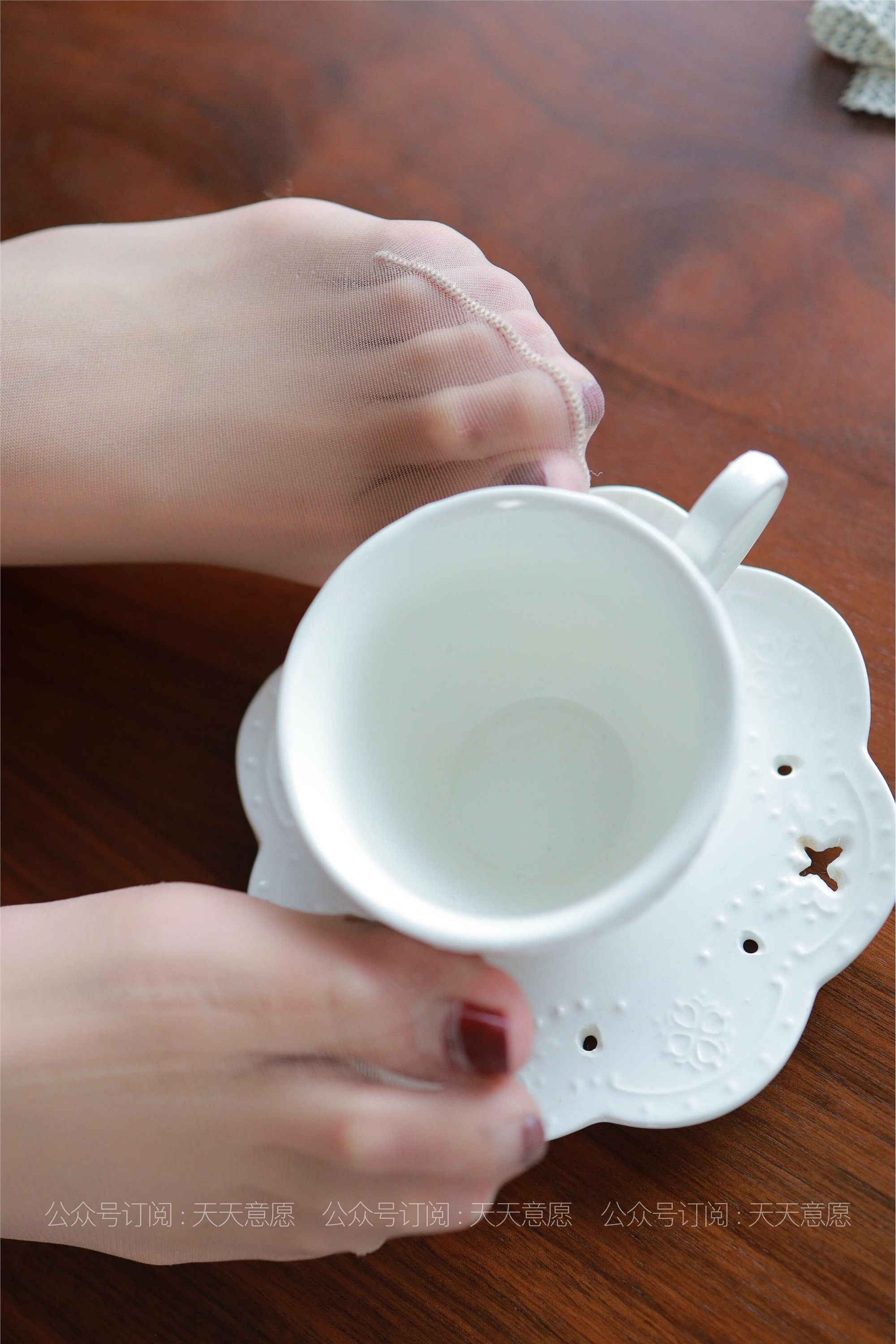 IESS异思趣向 - 模特：羽西《有事秘书干》